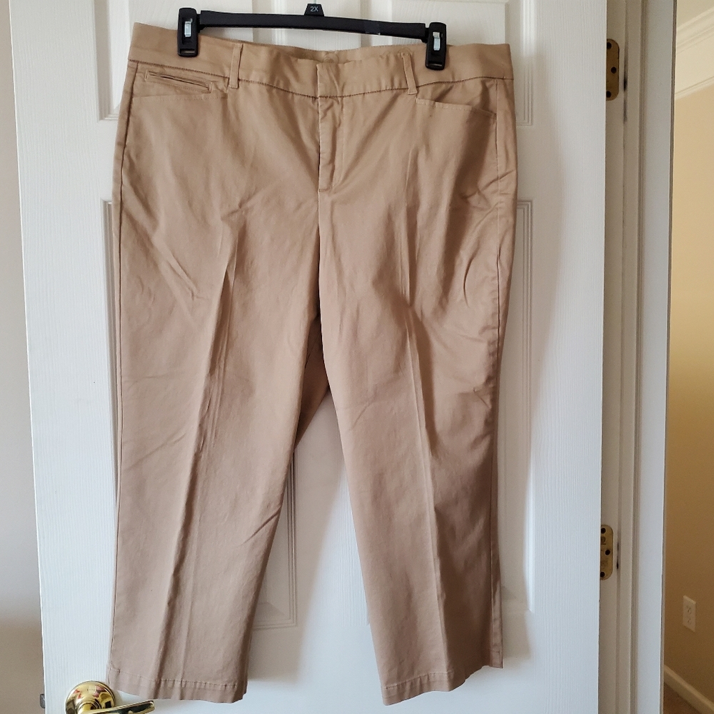 Women's Capri pants